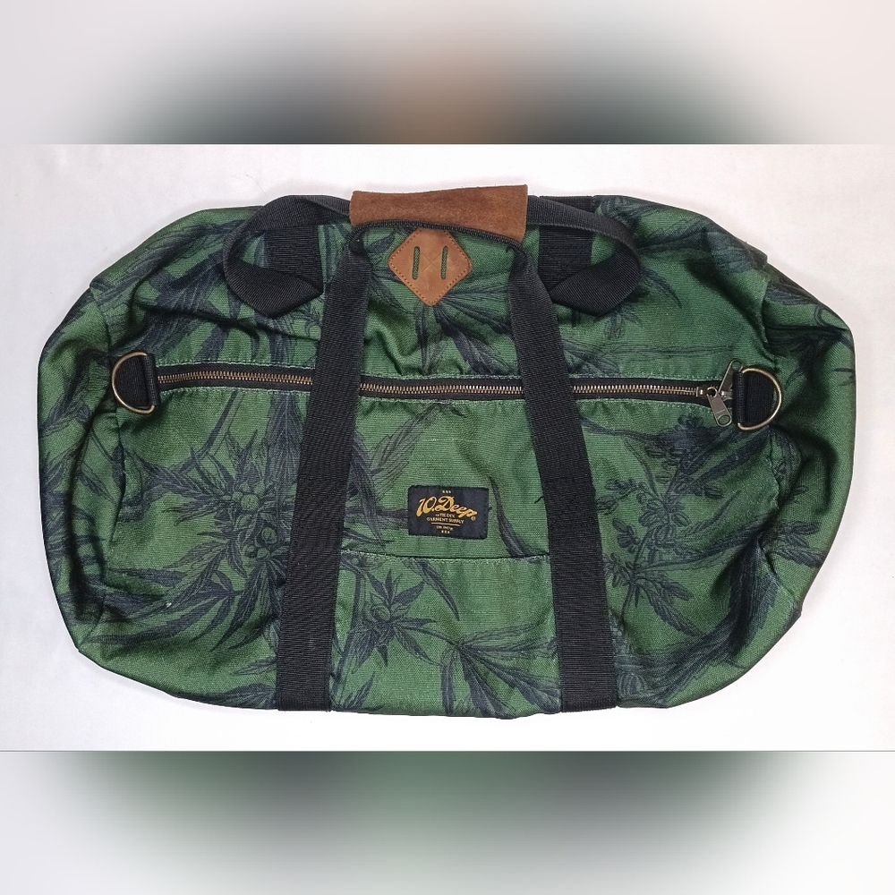 10.Deep Green Weed Hunting Duffle Bag NO SHOULDER STRAP